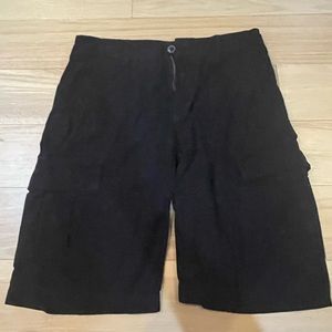 Old Navy Men’s Black Khaki Shorts